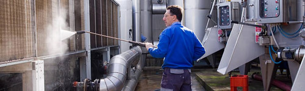 Hoe maak je RVS buiten schoon?
